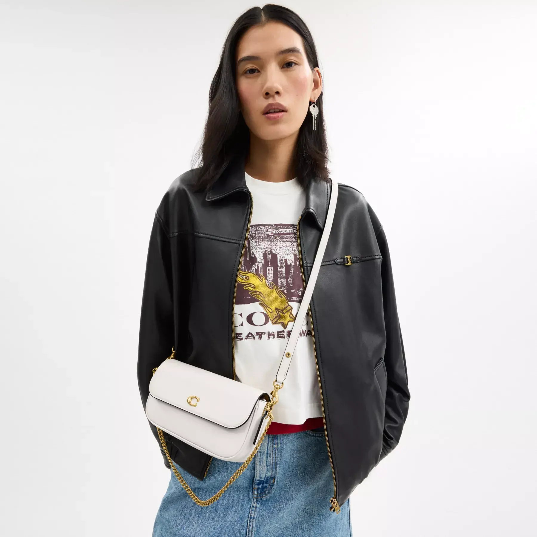 COACH Brook Flap Chain Bag Krita COACH Brook Flap Chain Bag Krita