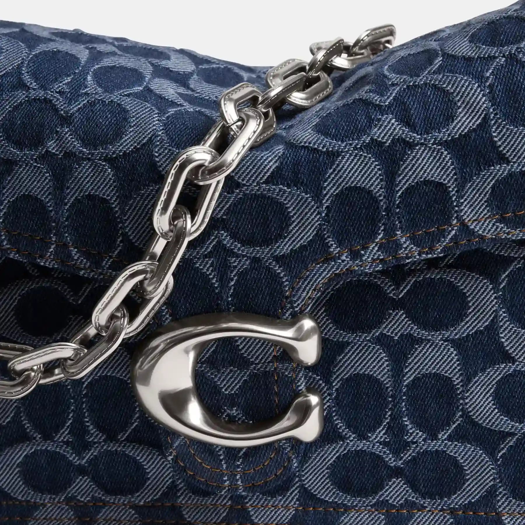COACH Chain Tabby Axelväska I Signature Denim Deep Blue Multi COACH Chain Tabby Axelväska I Signature Denim Deep Blue Multi