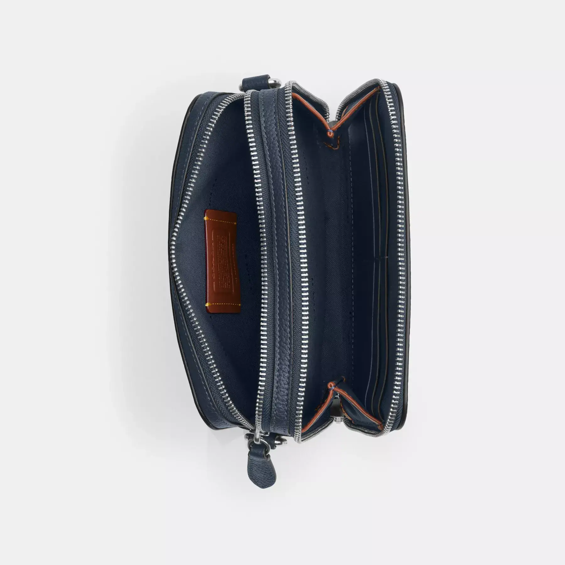 COACH Charter Crossbody Med Coach Grafik Mörk marin COACH Charter Crossbody Med Coach Grafik Mörk marin