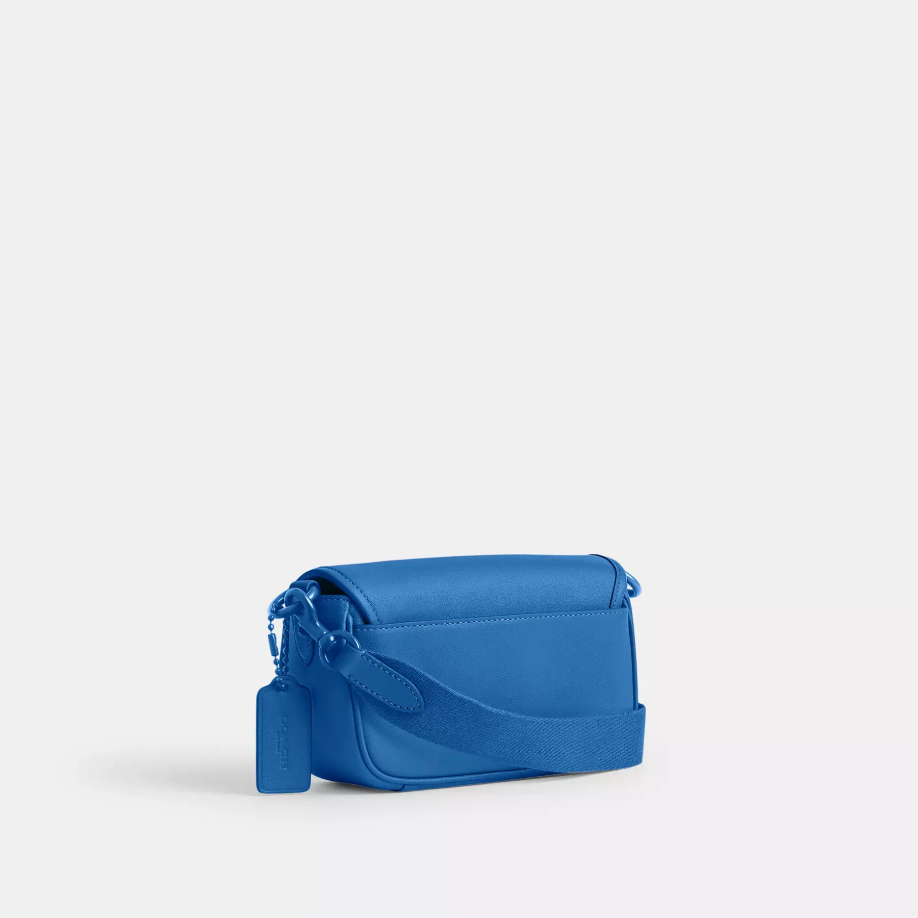 COACH Charter Flap Crossbody 18 Blåbär