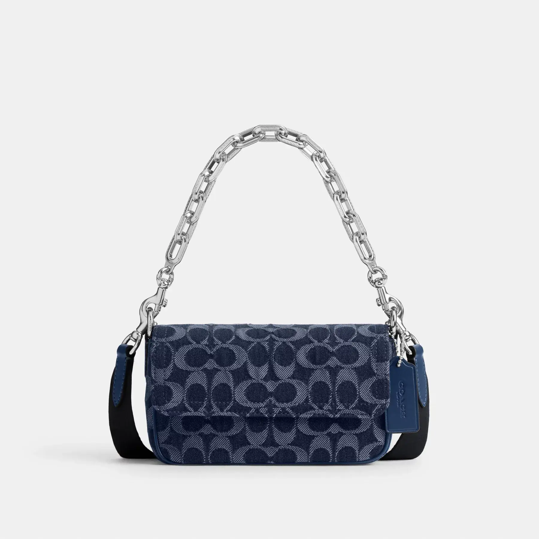COACH Charter Flap Crossbody Bag 18 I Signature Denim Djupblå COACH Charter Flap Crossbody Bag 18 I Signature Denim Djupblå