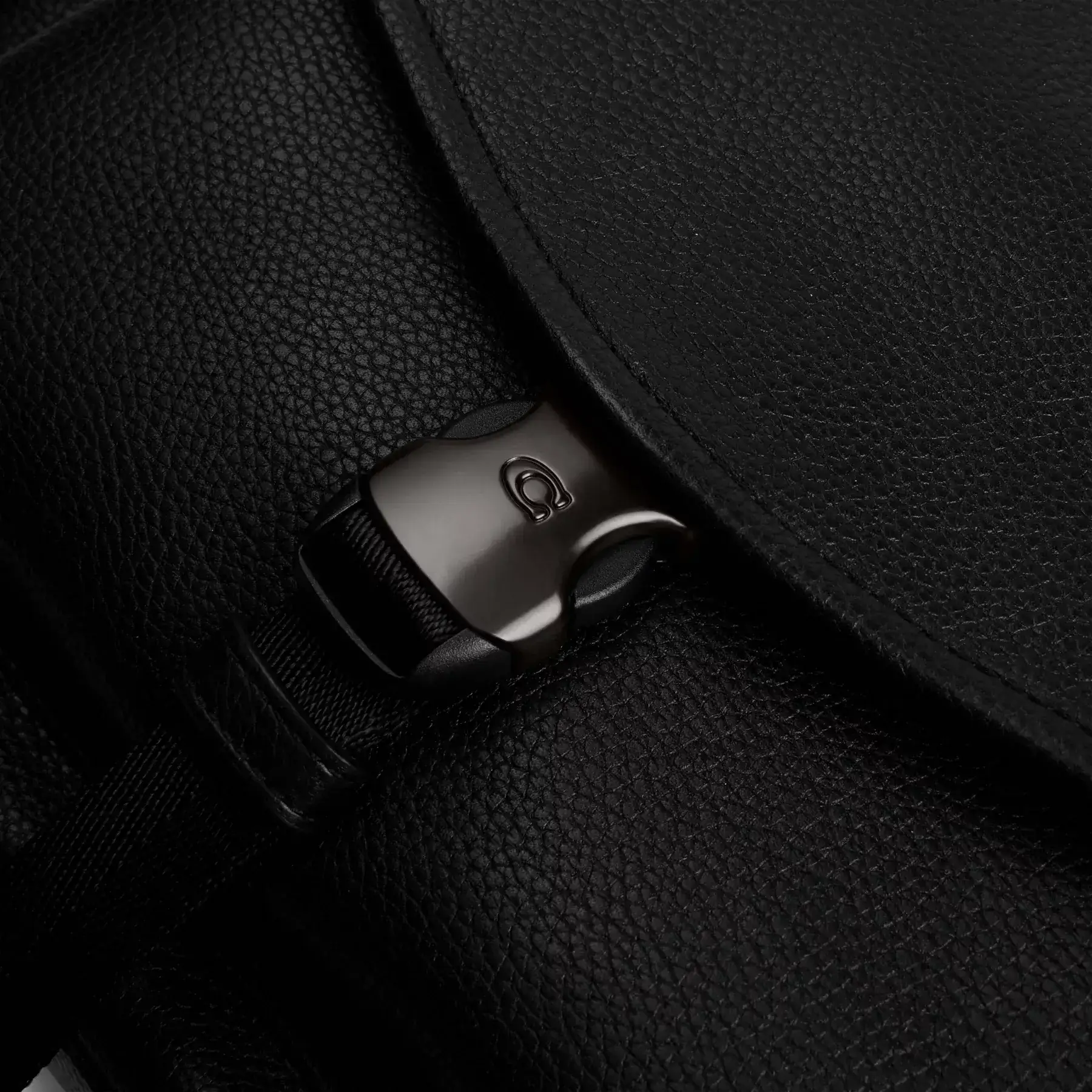 COACH Charter Messenger Crossbody-väska Svart COACH Charter Messenger Crossbody-väska Svart