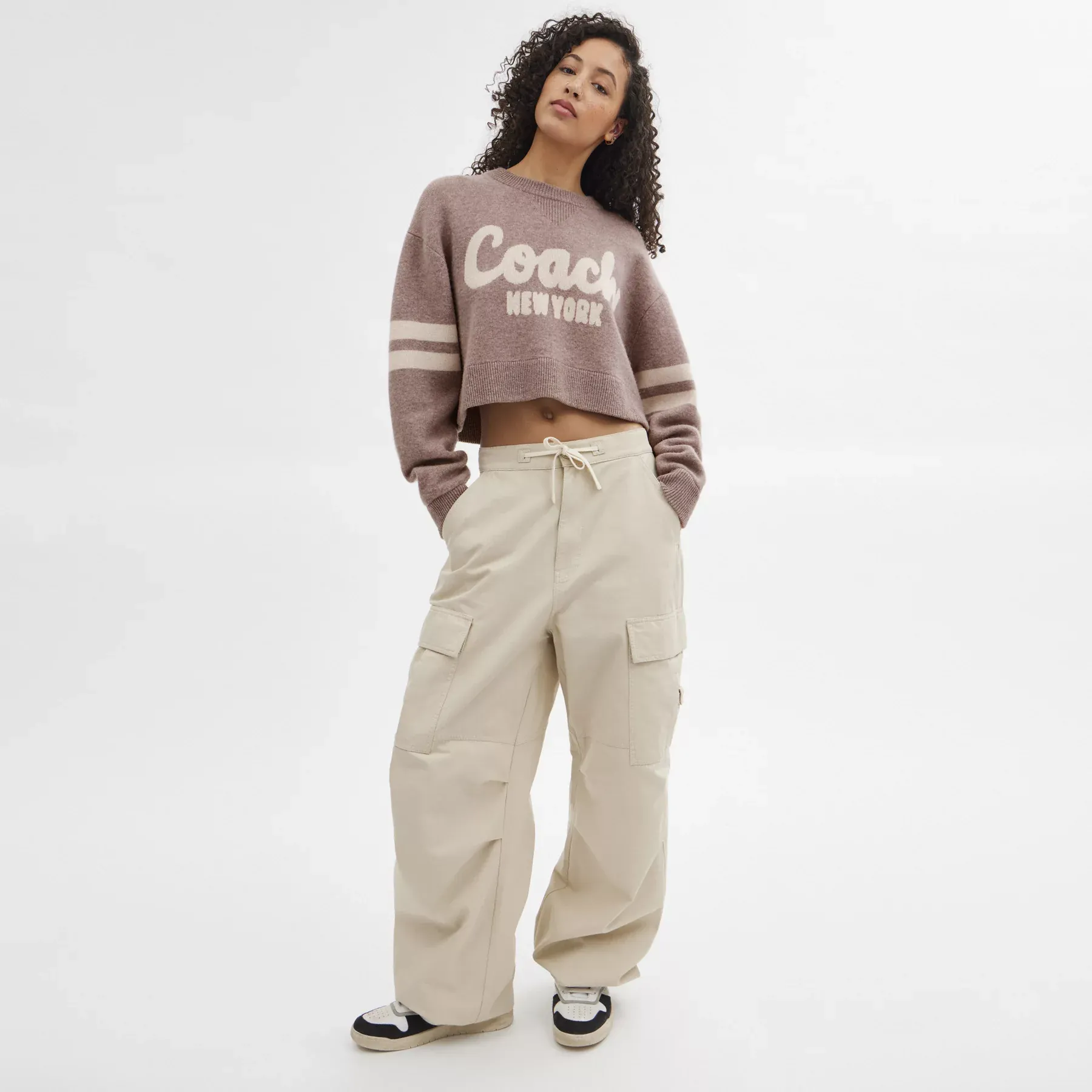 COACH Cropped Coach Sweater Rosa