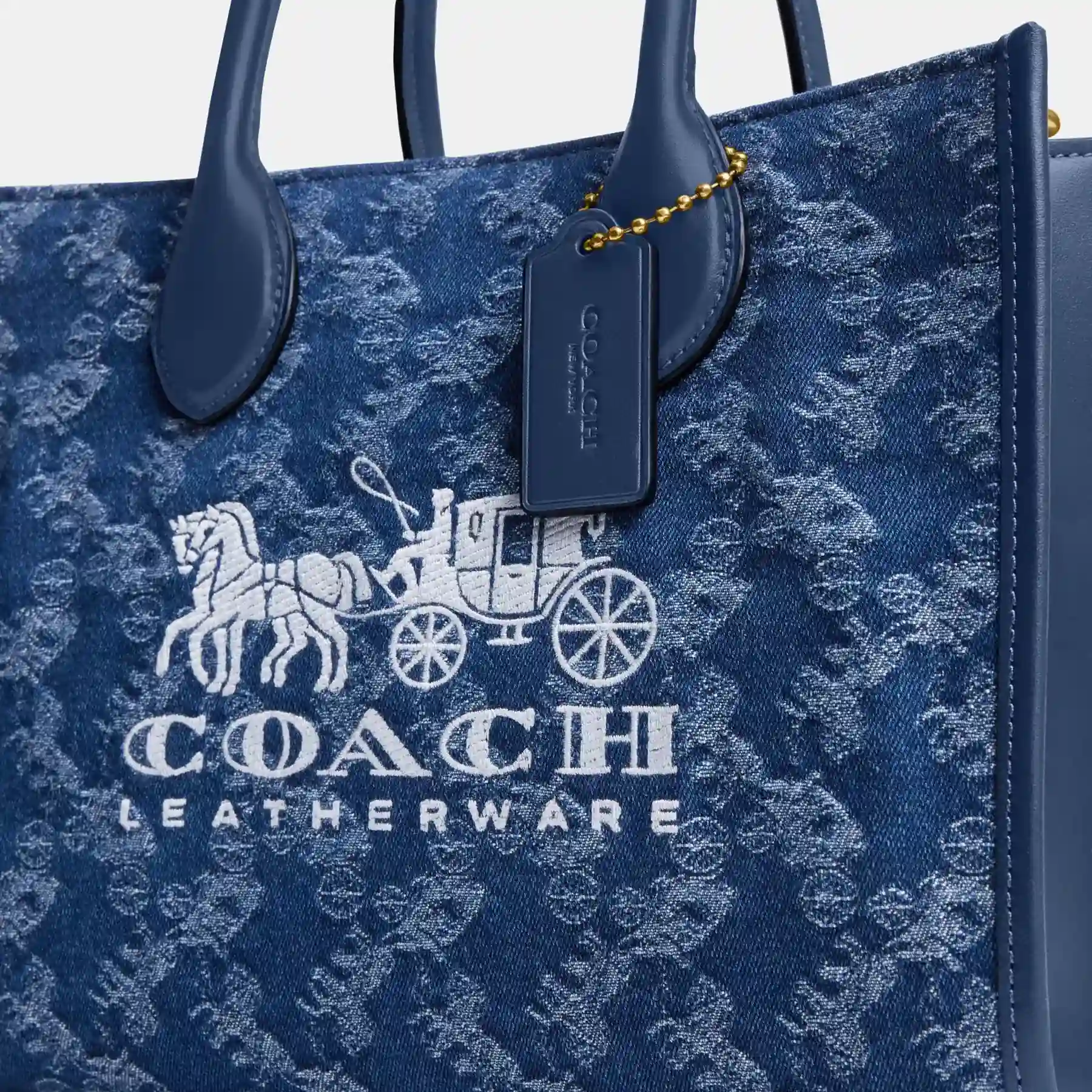 COACH Ess Tygpåse 26 Med Häst- och vagntryck Deep Blue Multi COACH Ess Tygpåse 26 Med Häst- och vagntryck Deep Blue Multi
