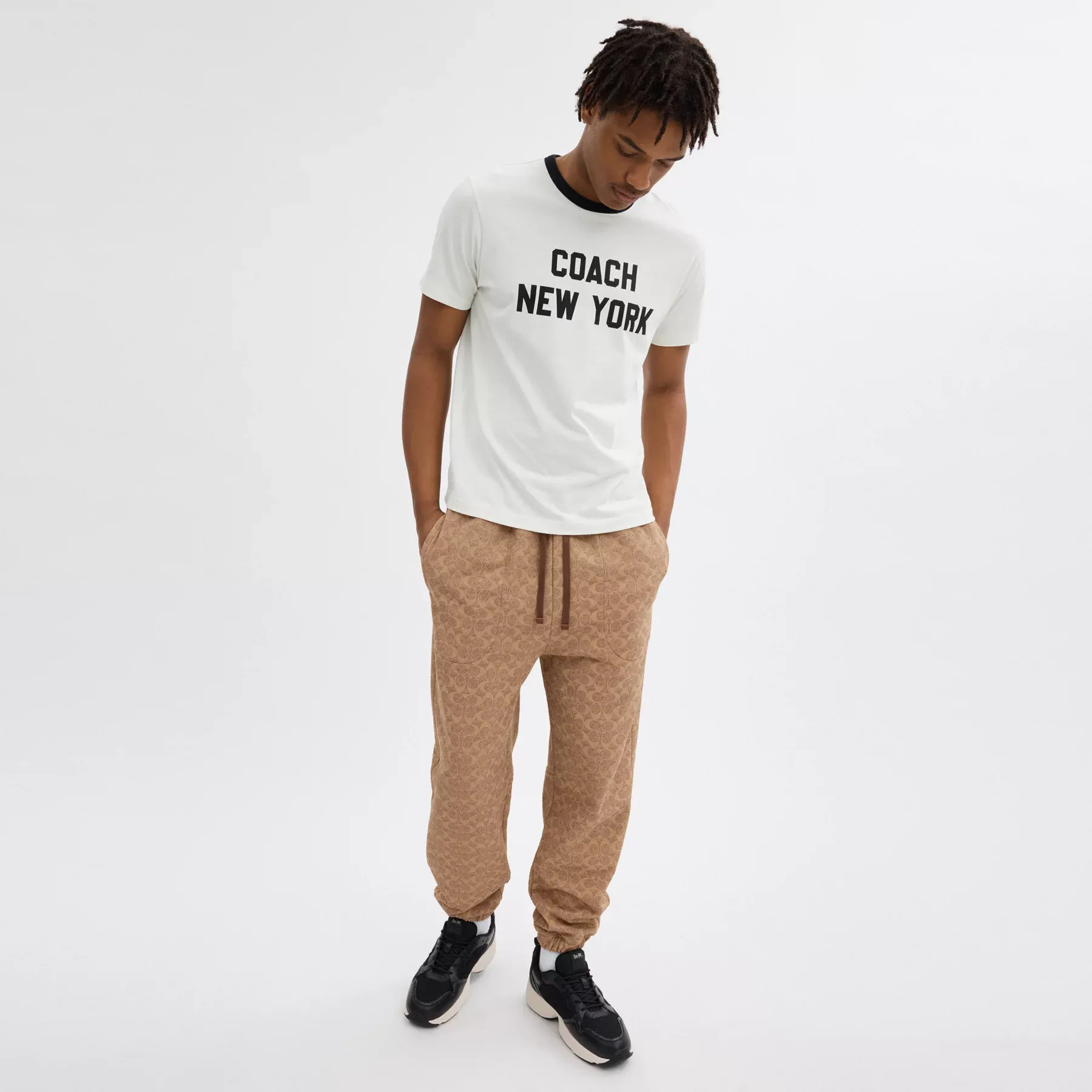 COACH Essential Signature joggare Tan signatur