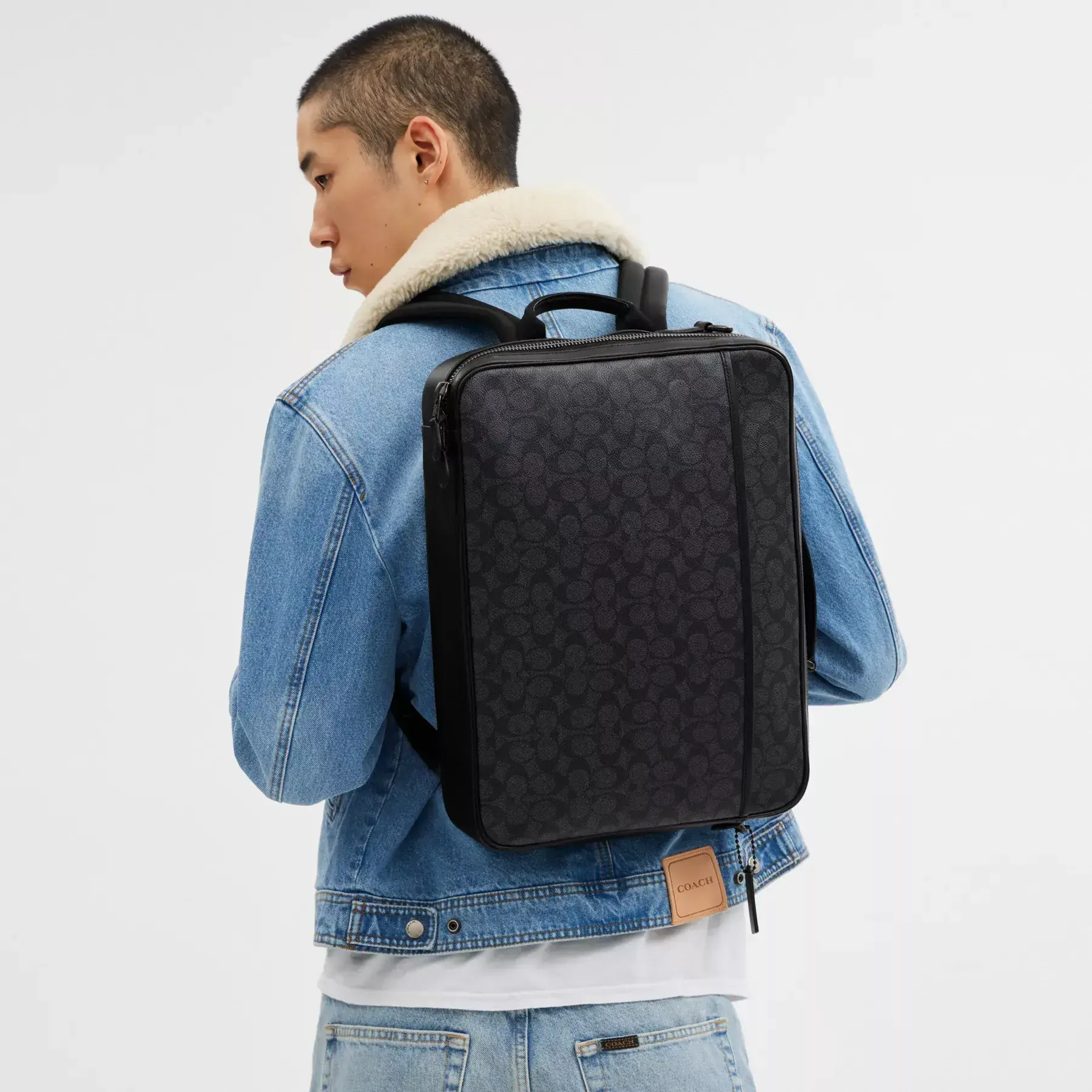 COACH Gotham Cabriolet Brief I Signature Canvas Kol COACH Gotham Cabriolet Brief I Signature Canvas Kol