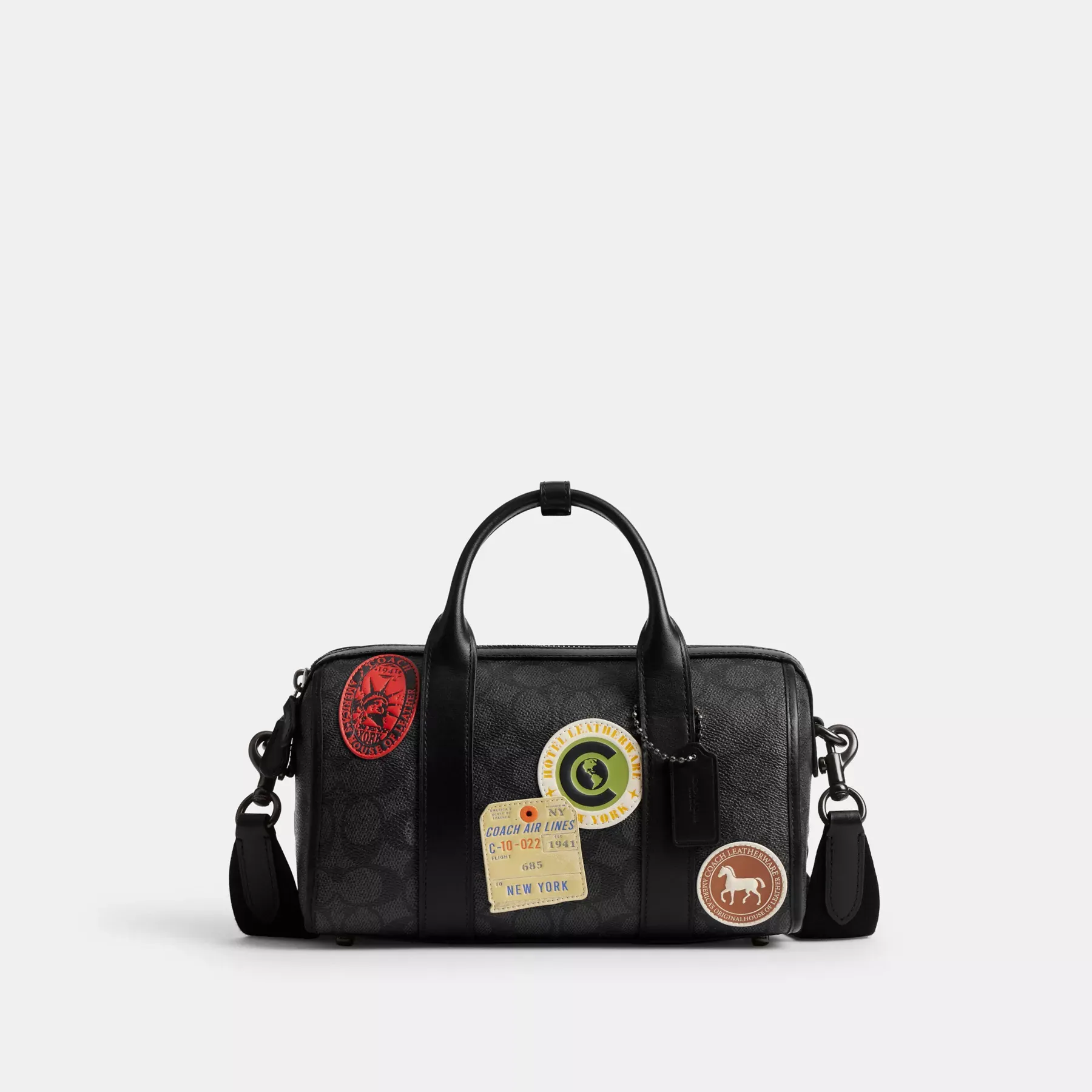 COACH Gotham Duffelväska 24 i signaturduk med lappar Charcoal Multi