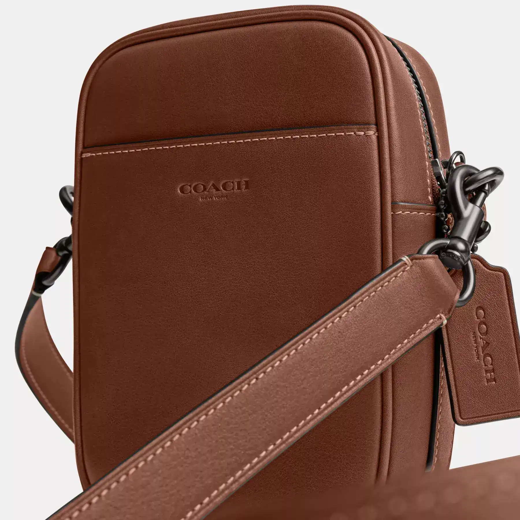 COACH Hitch Crossbody Redwood COACH Hitch Crossbody Redwood