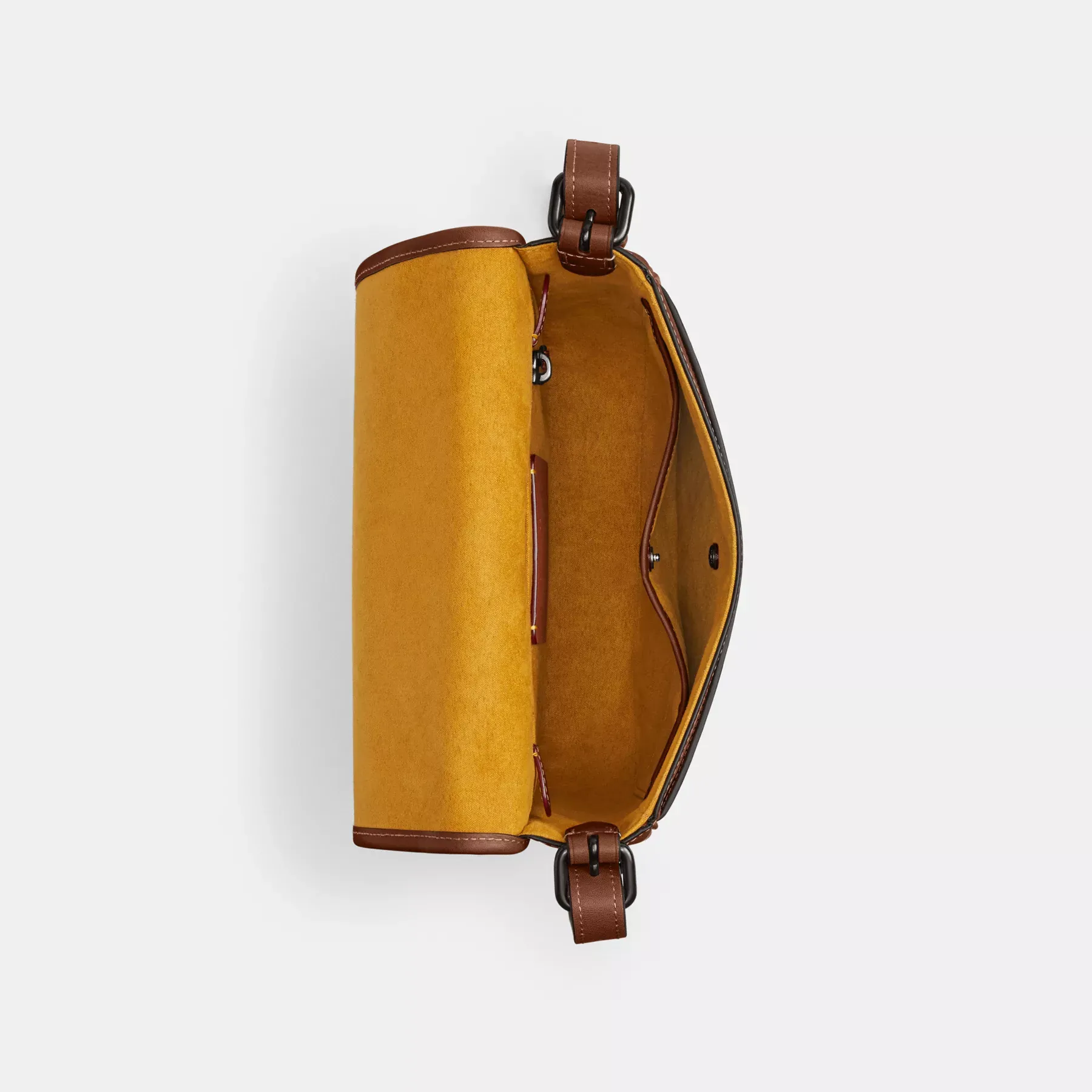 COACH Hitch Flap Crossbody-väska Redwood COACH Hitch Flap Crossbody-väska Redwood