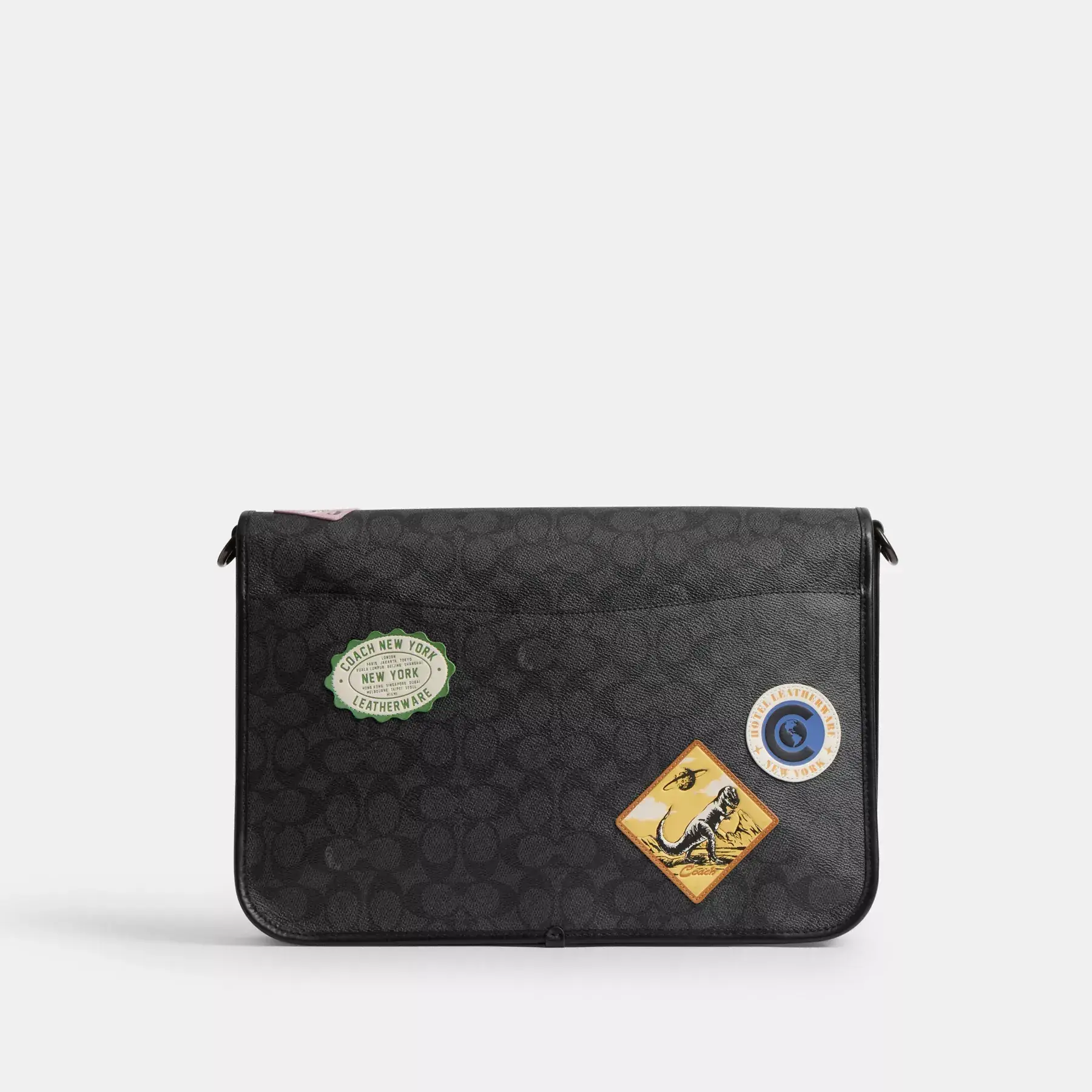 COACH Hitch Messenger Bag I Signatur Canvas Med Lappar Charcoal Multi COACH Hitch Messenger Bag I Signatur Canvas Med Lappar Charcoal Multi