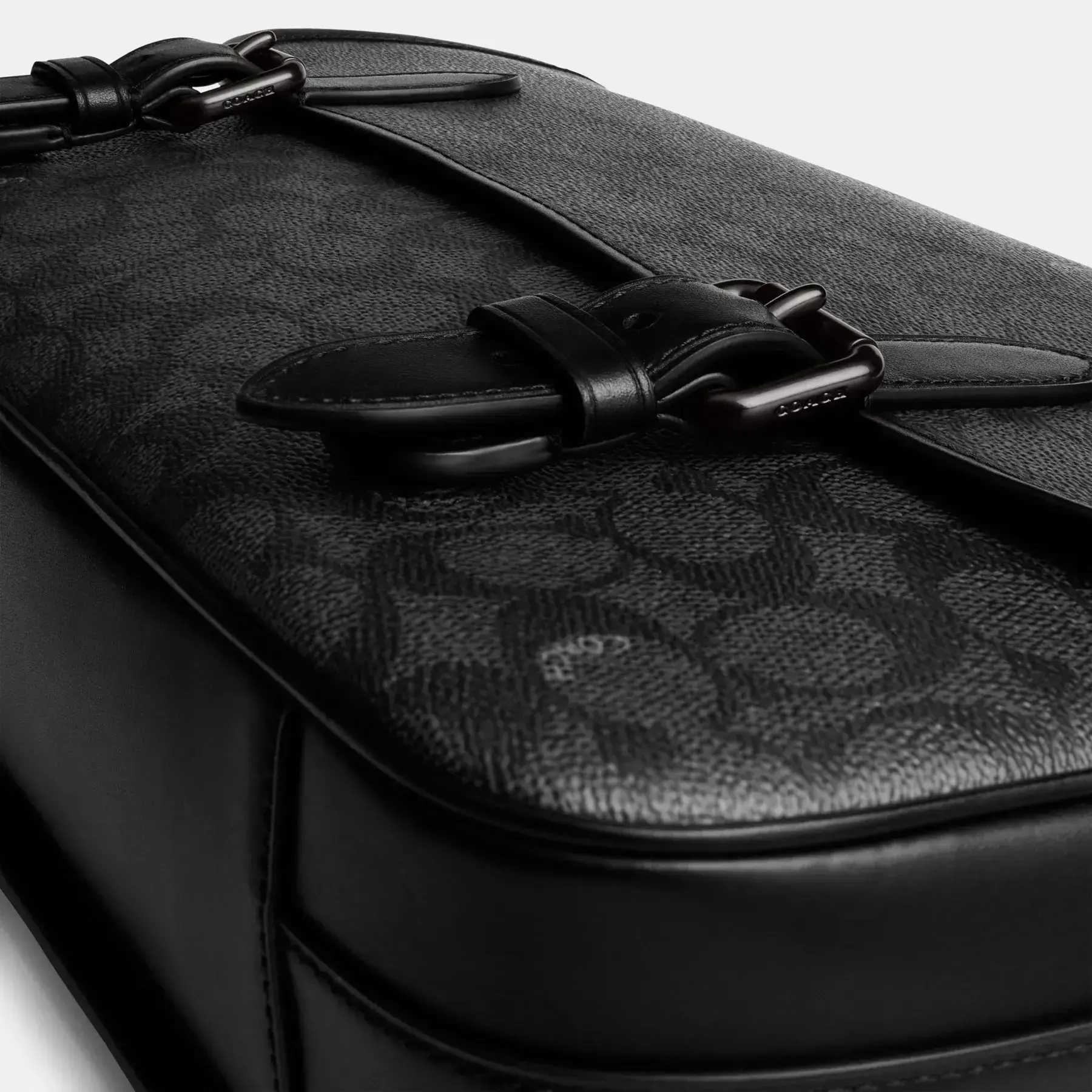 COACH Hitch Messenger Bag I Signature Canvas Kol COACH Hitch Messenger Bag I Signature Canvas Kol