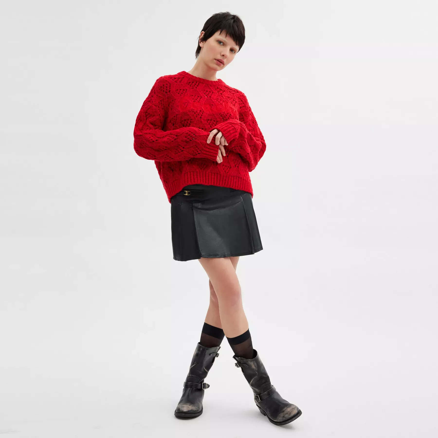 COACH Kabelstickad Cursive Signature Cropped Sweater Röd