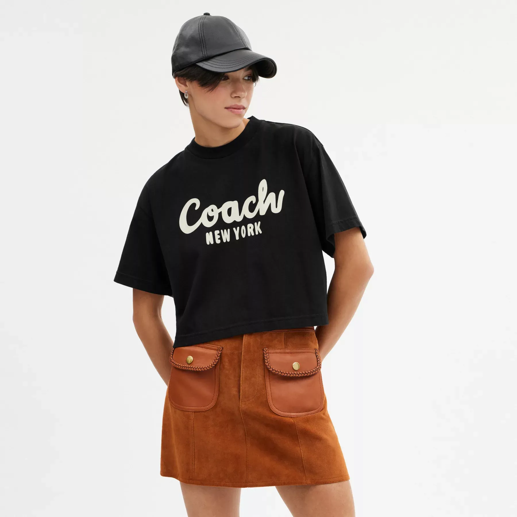 COACH Kursiv signatur beskuren T-shirt Svart COACH Kursiv signatur beskuren T-shirt Svart