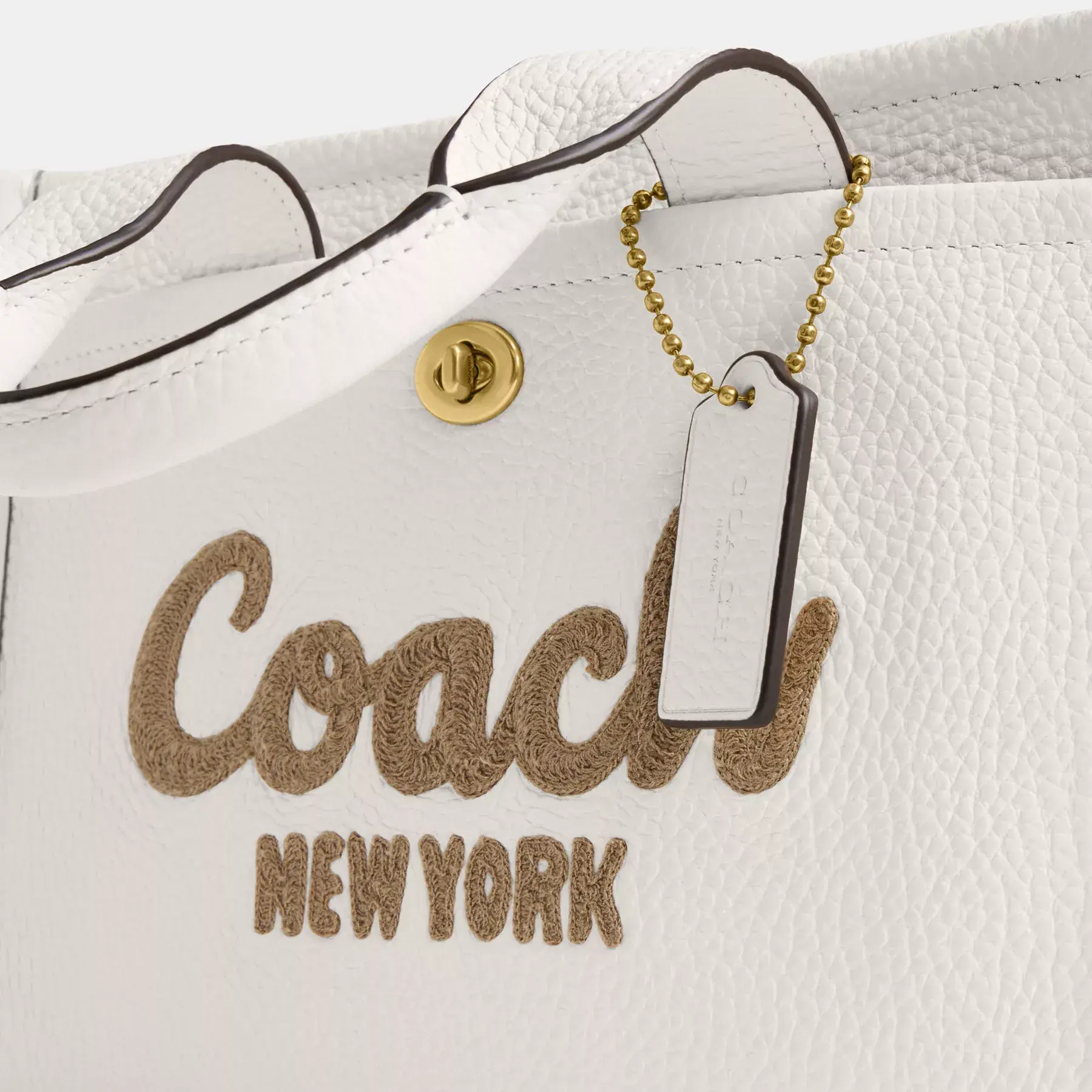 COACH Lastväska 26 Krita COACH Lastväska 26 Krita
