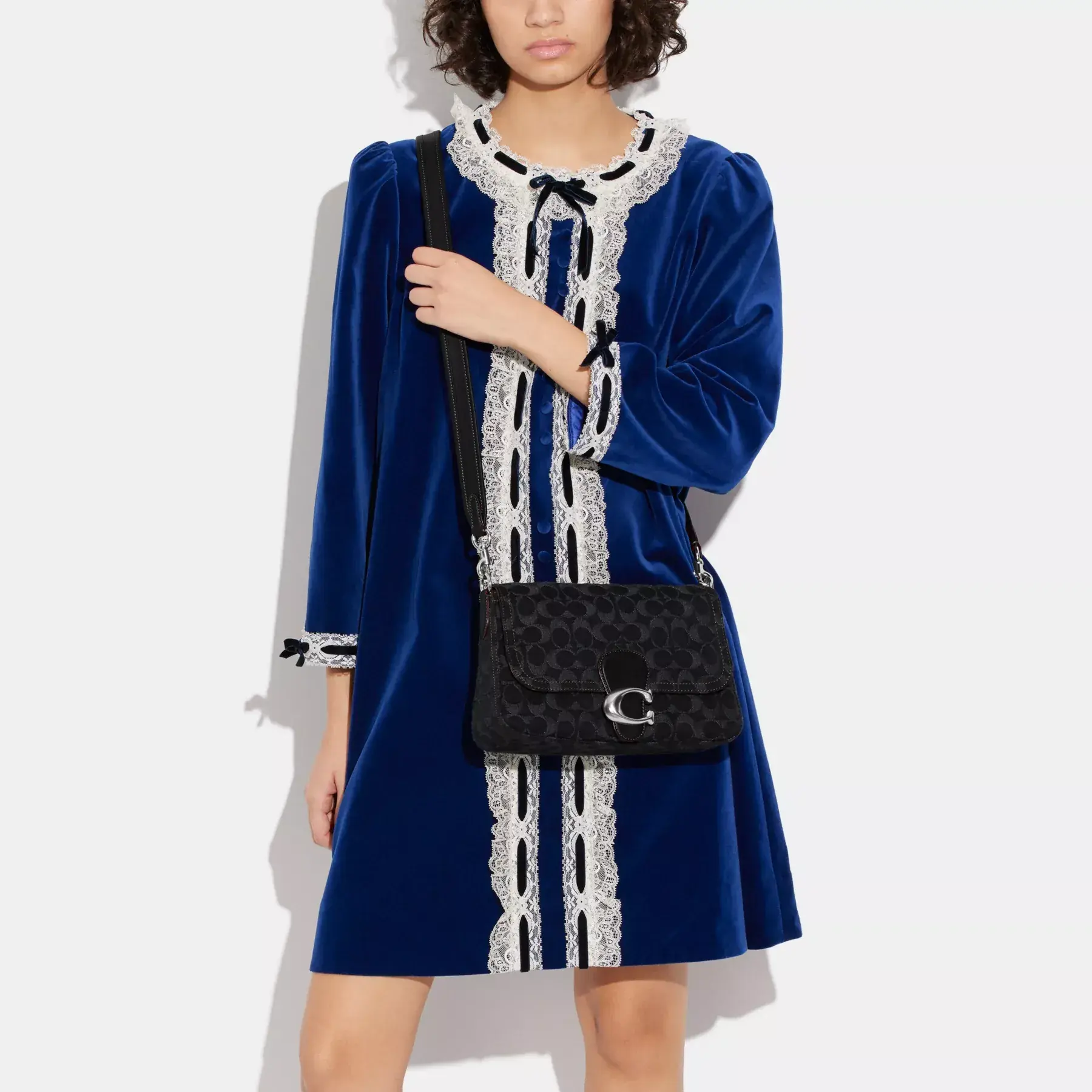COACH Mjuk Tabby Axelväska I Signature Denim Svart denim COACH Mjuk Tabby Axelväska I Signature Denim Svart denim