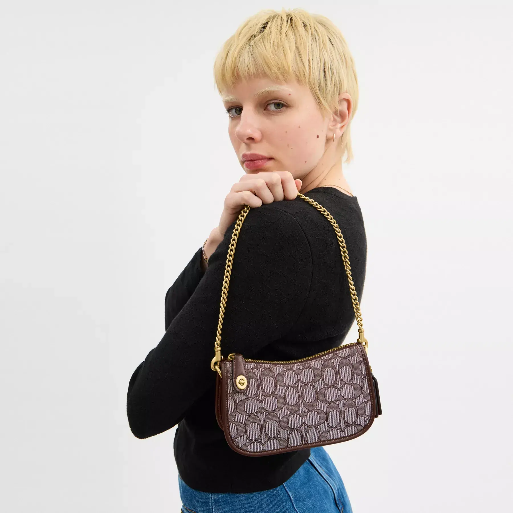 COACH Swingerväska 20 i signatur jacquard Ek Lönn COACH Swingerväska 20 i signatur jacquard Ek Lönn
