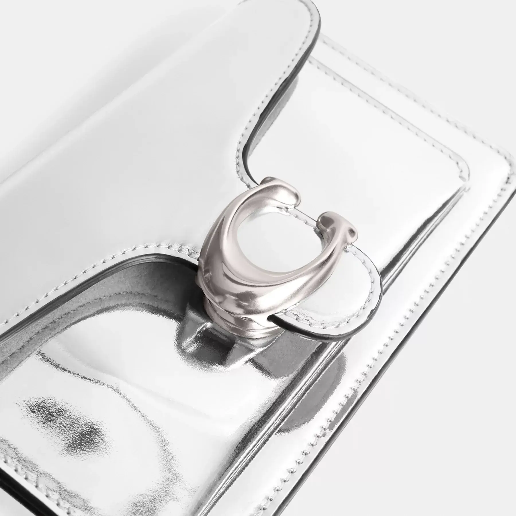 COACH Tabby Axelväska 20 I Silver Metallic Silver COACH Tabby Axelväska 20 I Silver Metallic Silver