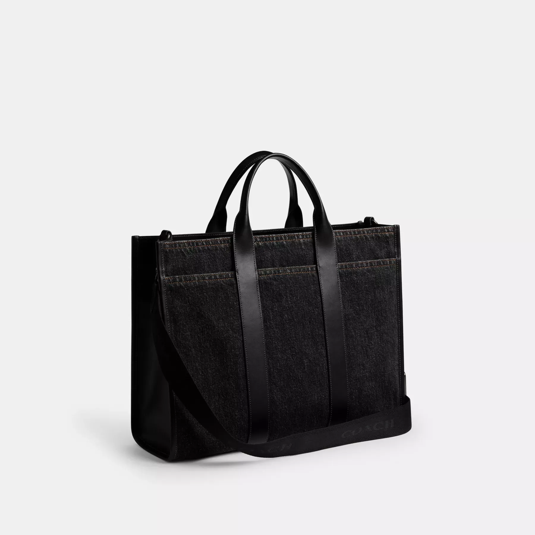 COACH Wesley Tote In Denim Tvättad svart COACH Wesley Tote In Denim Tvättad svart