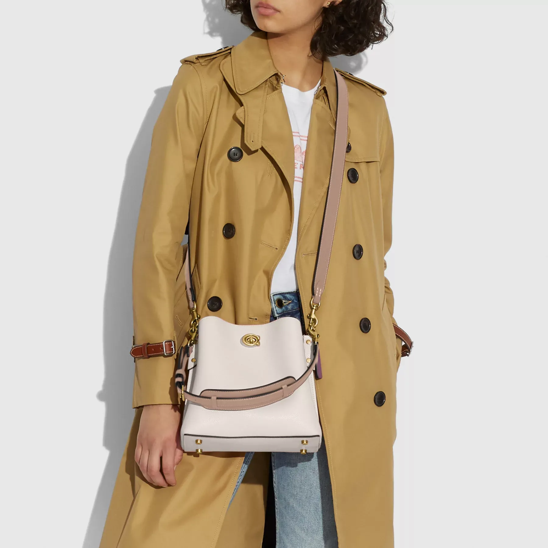 COACH Willow Bucket Bag I Colorblock Chalk Multi COACH Willow Bucket Bag I Colorblock Chalk Multi