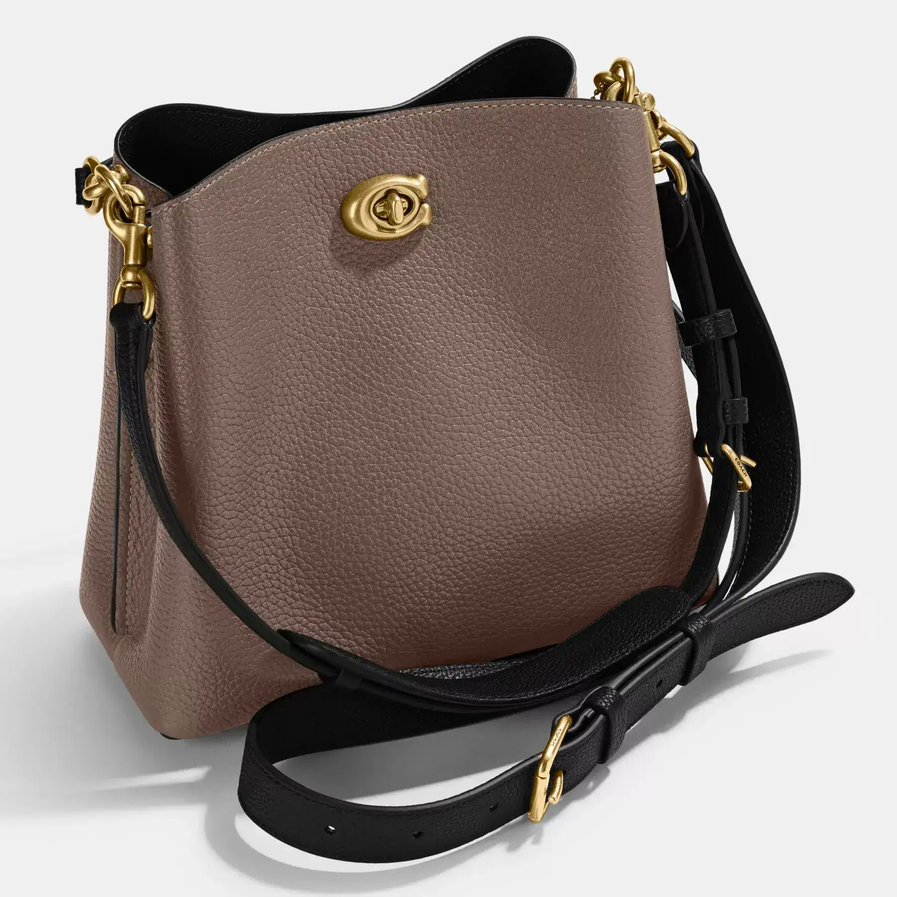 COACH Willow Bucket Bag I Colorblock Mörk sten COACH Willow Bucket Bag I Colorblock Mörk sten