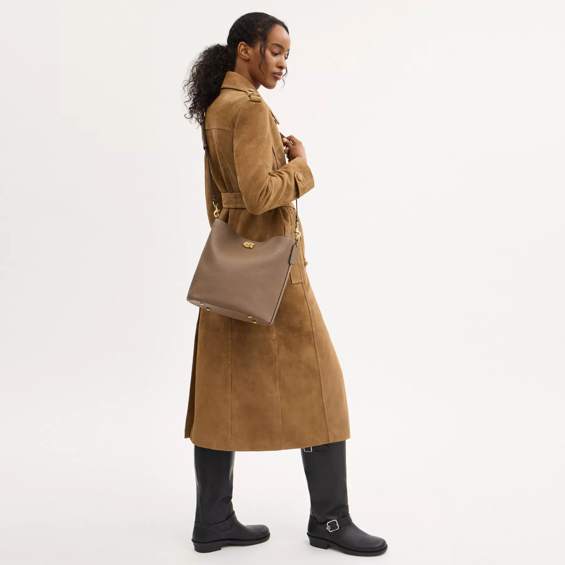 COACH Willow Soft Bucket Bag Mörk sten COACH Willow Soft Bucket Bag Mörk sten